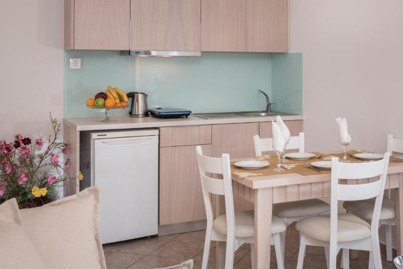 Mear Apartments And Studios Gialos  Экстерьер фото